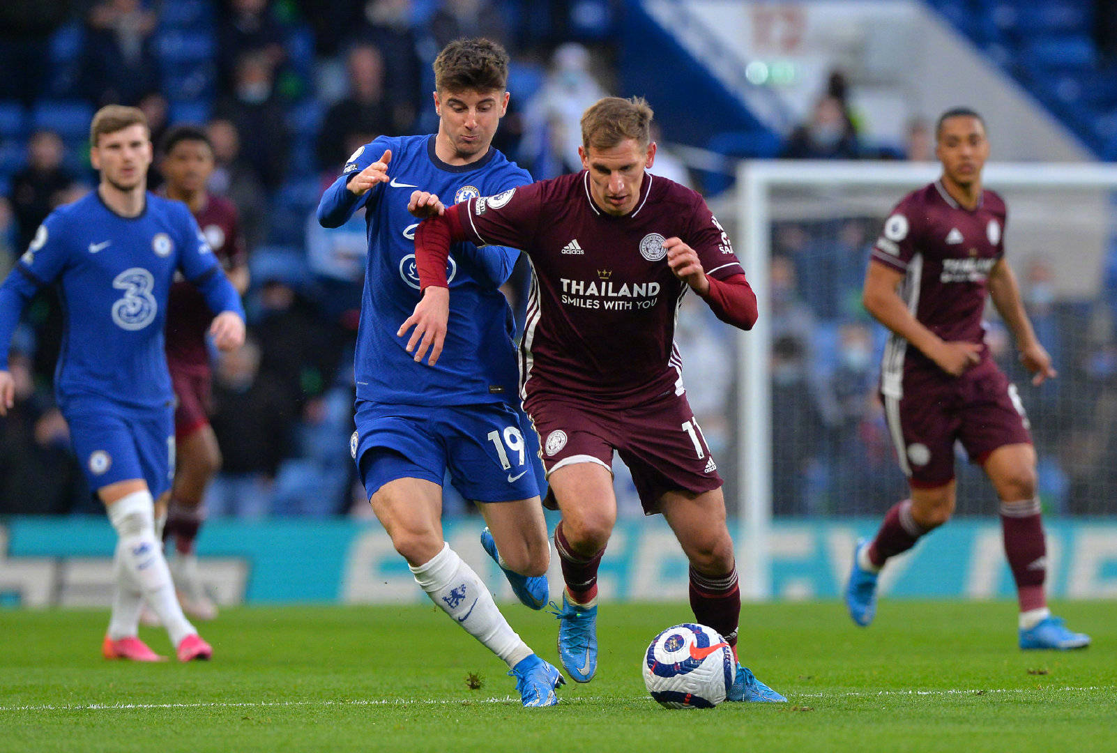 卡纳瓦罗携罗德曼性感出击 国米四巨星助阵(图)